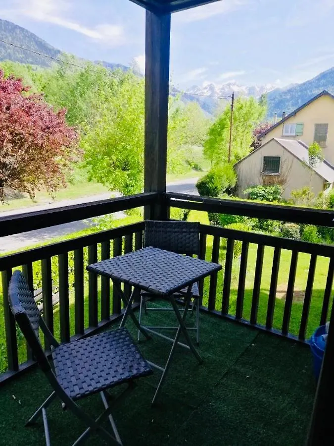 Appartement Agréable studio neuf avec vue + parking gratuit Bagnères-de-Luchon France